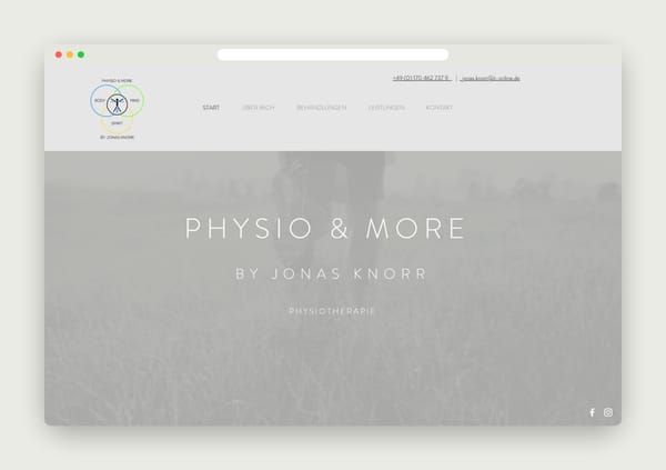 Startseite von Physio & More mit dem Schriftzug „Physio & More by Jonas Knorr – Physiotherapie“ im Browserfenster